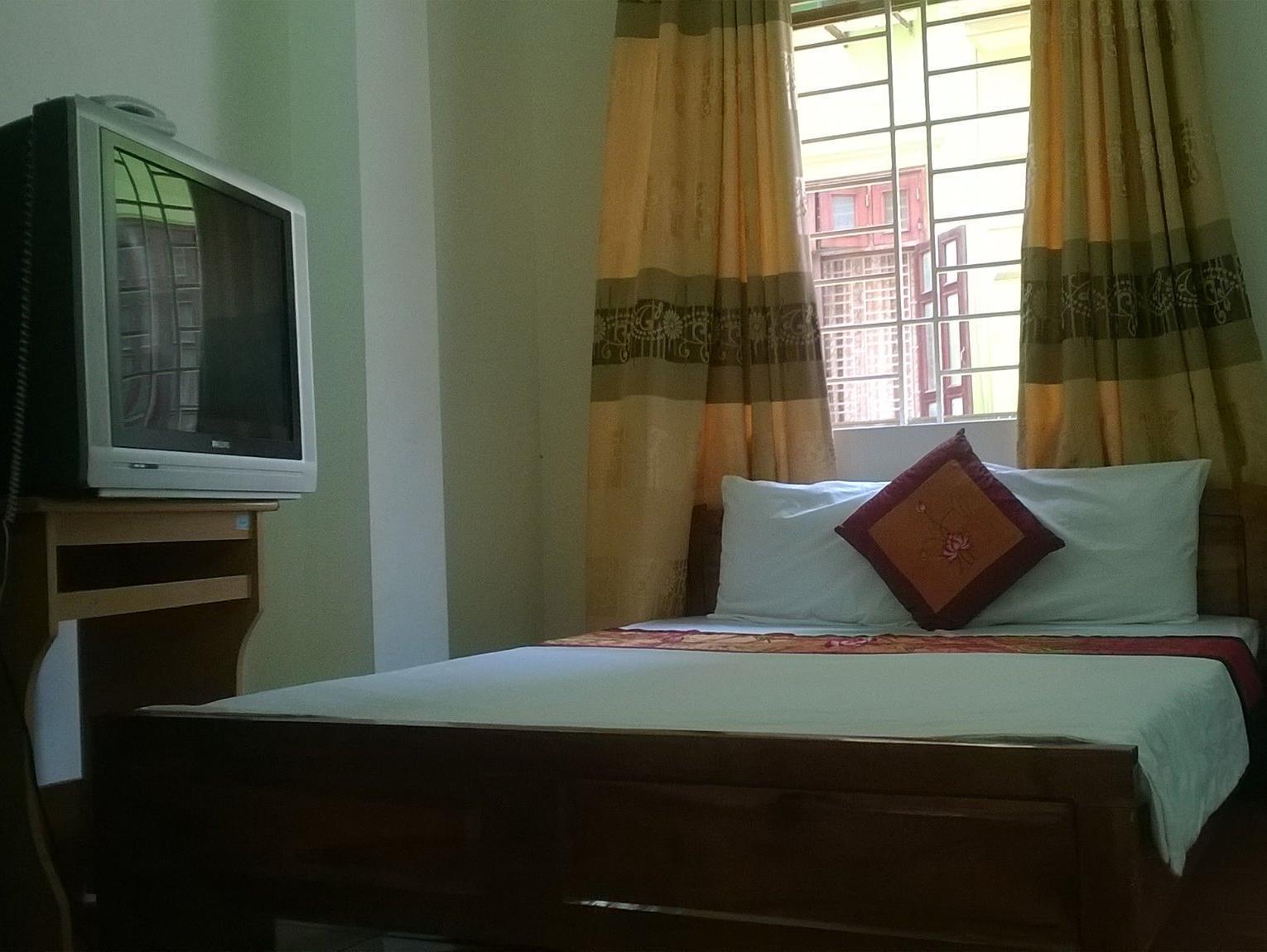 Huong Sen Hotel 2 Ханой Екстериор снимка