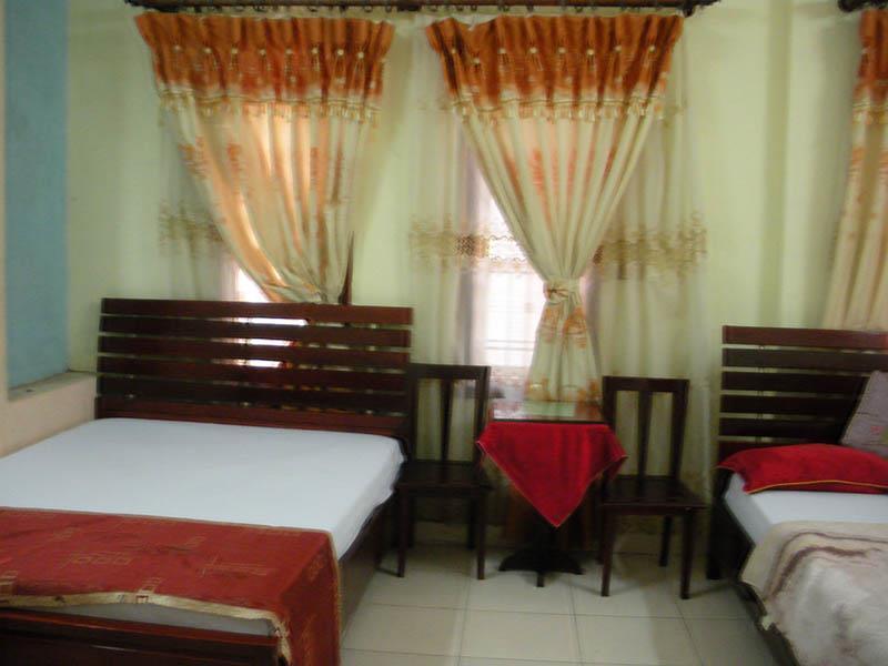 Huong Sen Hotel 2 Ханой Екстериор снимка